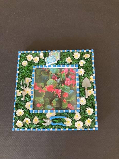Gardener’s Photo Frame